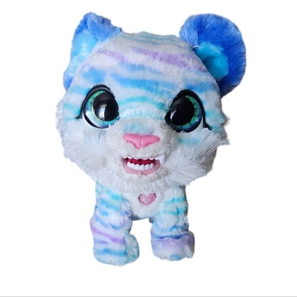 FurReal North The Sabertooth Kitty Interactive Plush 35+ Sound and Motion Combos - Picture 1 of 9